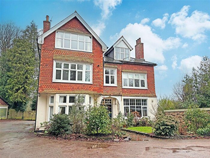 3 Bedroom Flat For Sale In Sandhurst Road, Tunbridge Wells, TN2