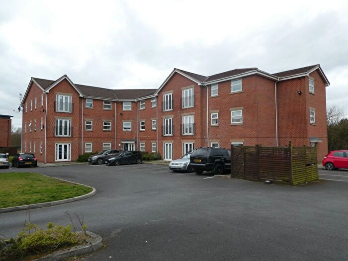 2 Bedroom Flat To Rent In Meadowgate, Wigan, WN6