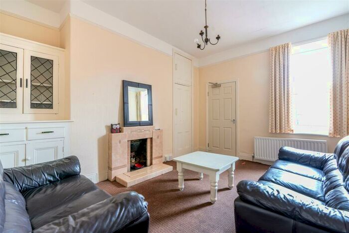 4 Bedroom Maisonette To Rent In £pppw - Wolseley Gdns - Jesmond Vale, NE2