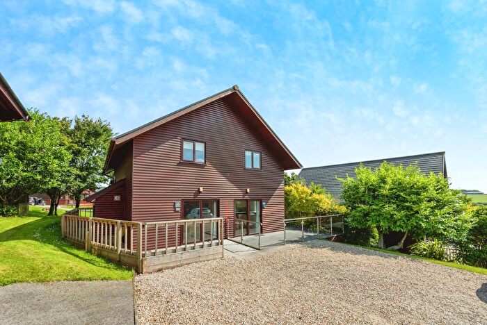 2 Bedroom Bungalow For Sale In Winnard's Perch, St Columb Major, TR9