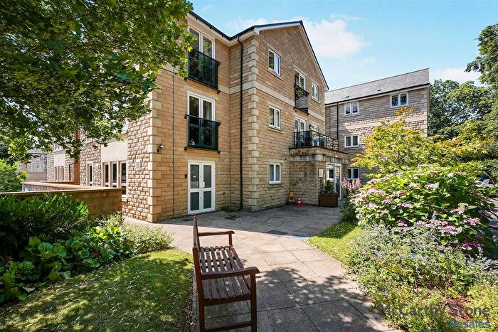 2 Bedroom Flat For Sale In Hepworth Court, Parsonage Lane, Brighouse, HD6