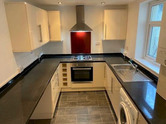 3 Bedroom Terraced House To Rent In Cecil Street, Cardiff, CF24