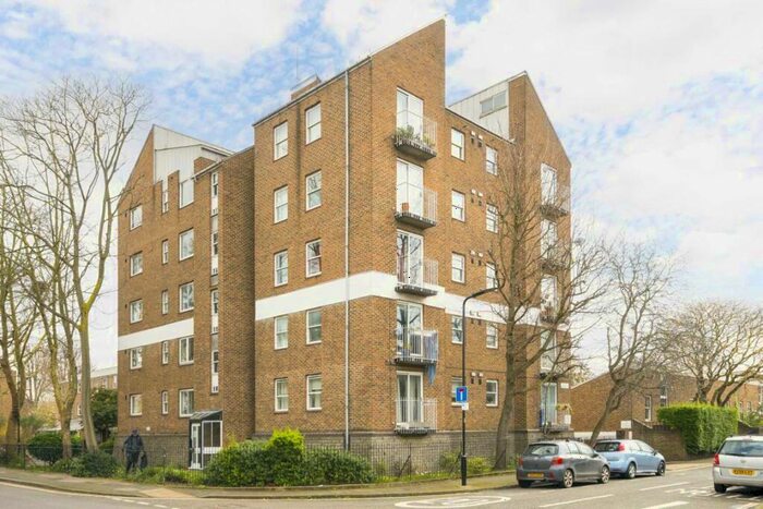1 Bedroom Flat To Rent In Northiam Street, Victoria Park, E9