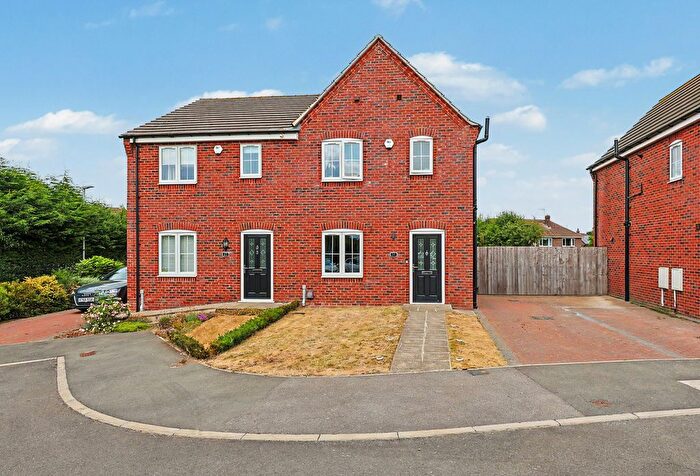 3 Bedroom Semi-Detached House For Sale In Meadows Walk, Clowne, Chesterfield, S43