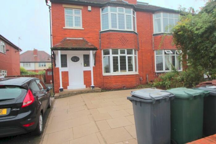6 Bedroom Semi-Detached House To Rent In Becketts Park Crescent, Headingley, Leeds, LS6