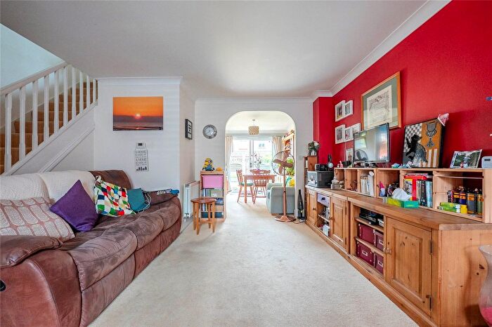 3 Bedroom Detached House For Sale In Byford Way, Leighton Buzzard, Bedfordshire, LU7