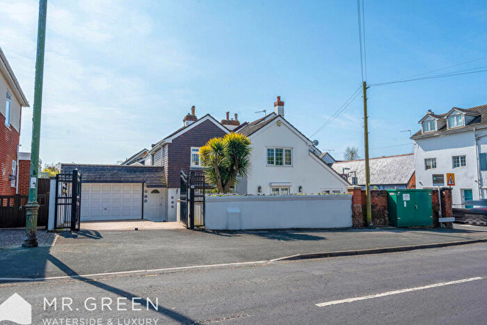 3 Bedroom Semi-Detached House For Sale In Stanpit, Christchurch, Dorset, BH23