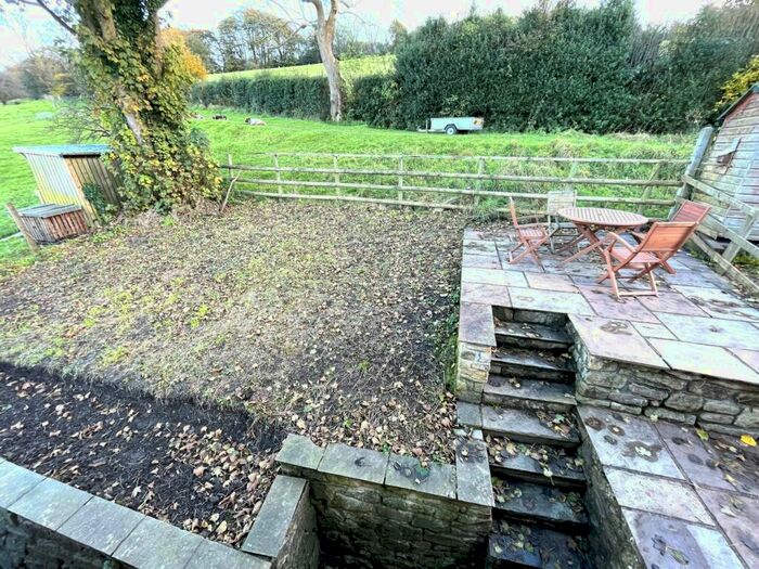 2 Bedroom Cottage For Sale In Painter Wood, Billington, Clitheroe, BB7