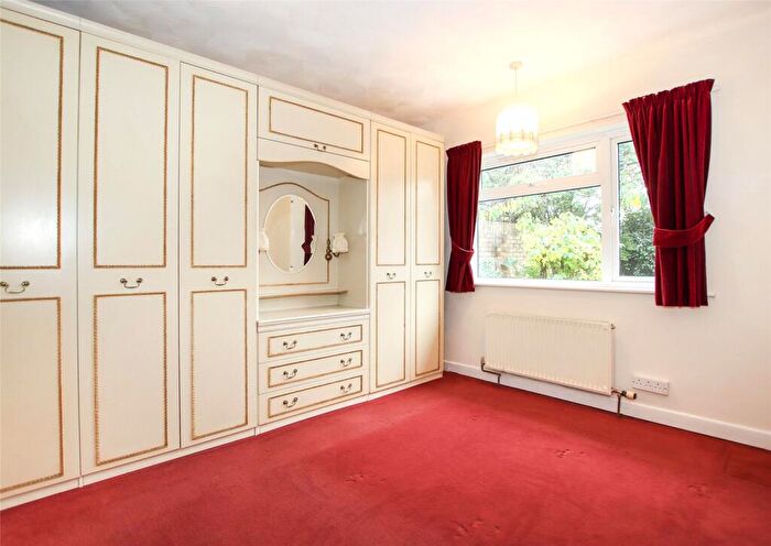 3 Bedroom Bungalow For Sale In Yeovilton Close, Everton, Hampshire, SO41