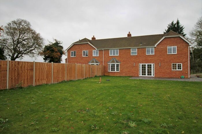 3 Bedroom Semi-Detached House To Rent In Long Lane, Long Sutton, Long Sutton, RG29