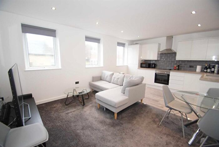 2 Bedroom Flat To Rent In A Church Lane, Pudsey, LS28