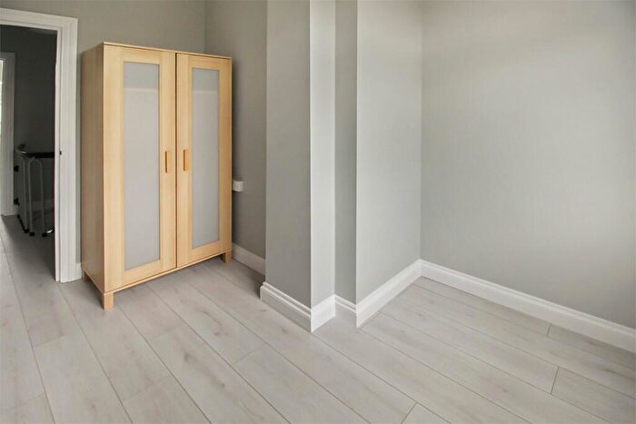 2 Bedroom Flat To Rent In Edward Road, Harrow, HA2