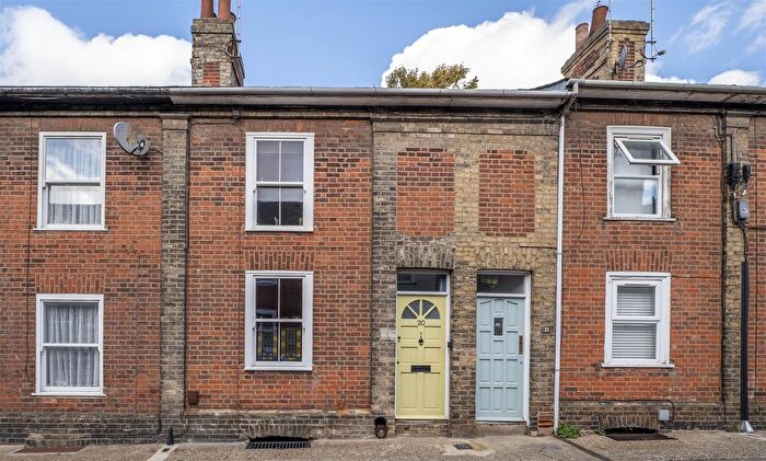 3 Bedroom Terraced House For Sale In St Johns Place, Bury St Edmunds, IP33