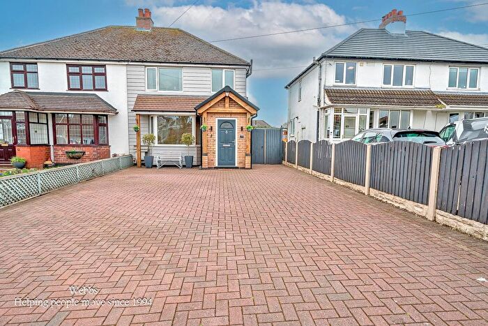 3 Bedroom Semi Detached House For Sale In Chase Road, Burntwood, WS7