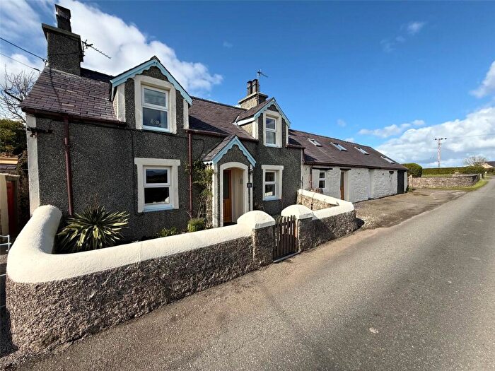 3 Bedroom Detached House For Sale In Newborough, Llanfairpwllgwyngyll, Isle Of Anglesey, LL61