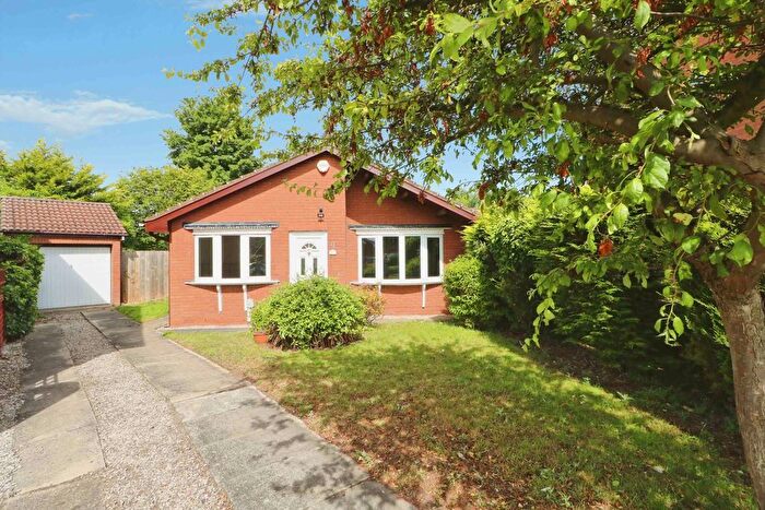 2 Bedroom Detached Bungalow For Sale In Nunburnholme Park, Hull, HU5
