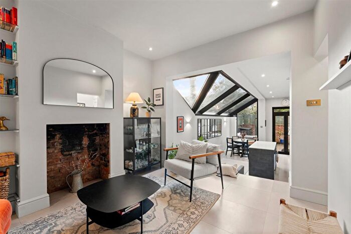 3 Bedroom Terraced House For Sale In Highfield Terrace, Leamington Spa, CV32