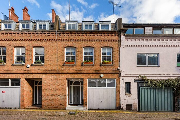 4 Bedroom Mews To Rent In Adam Amp; Eve Mews, London, W8