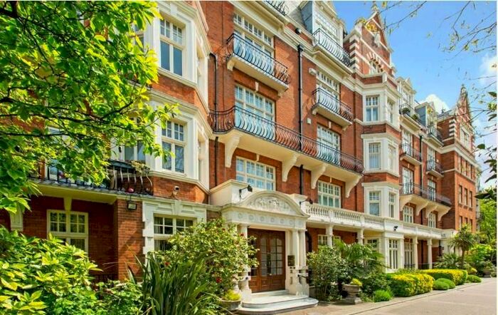4 Bedroom Flat To Rent In Maida Vale, London, W9