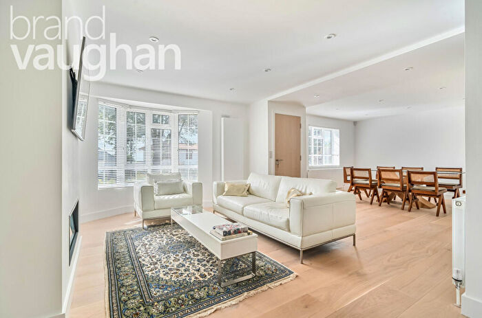 4 Bedroom Semi-Detached House To Rent In Tongdean Avenue, Hove, East Sussex, BN3