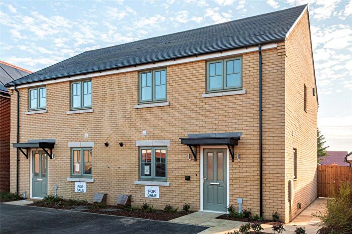 3 Bedroom Semi-Detached House For Sale In Ickwell Road, Upper Caldecote, Biggleswade, Bedfordshire, SG18