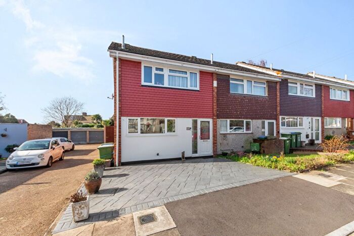 2 Bedroom Terraced House For Sale In Blair Close, Sidcup, DA15