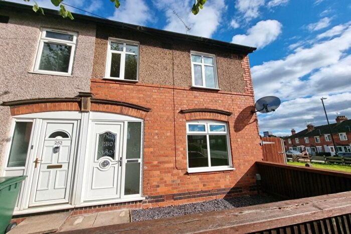 3 Bedroom End Of Terrace House To Rent In Hewitt Avenue, Coventry, West Midlands, CV6