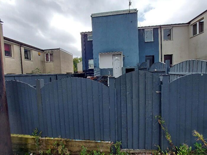 4 Bedroom End Of Terrace House To Rent In Mere Court, Burnley, BB11