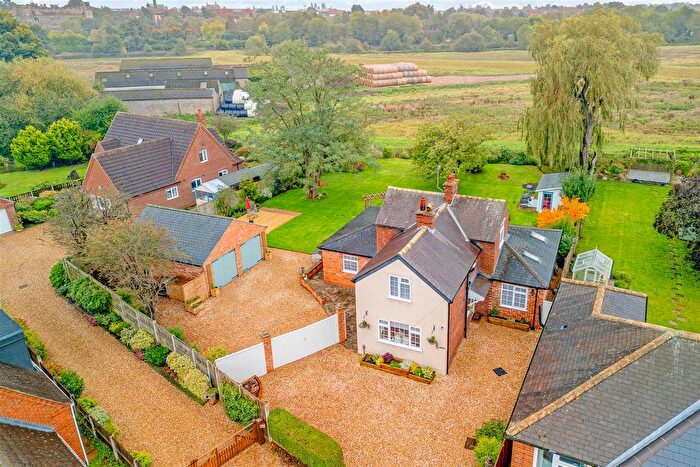 4 Bedroom Cottage For Sale In The Willows, Kelham Road, Newark, NG24