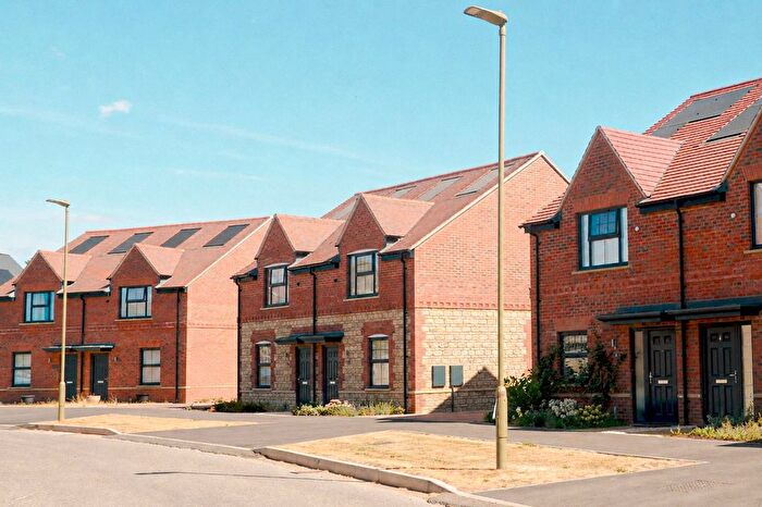 3 Bedroom Semi-Detached House For Sale In Beckett Drive, Radley, OX14