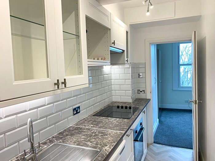 1 Bedroom Flat To Rent In Tisbury Road, Hove, BN3