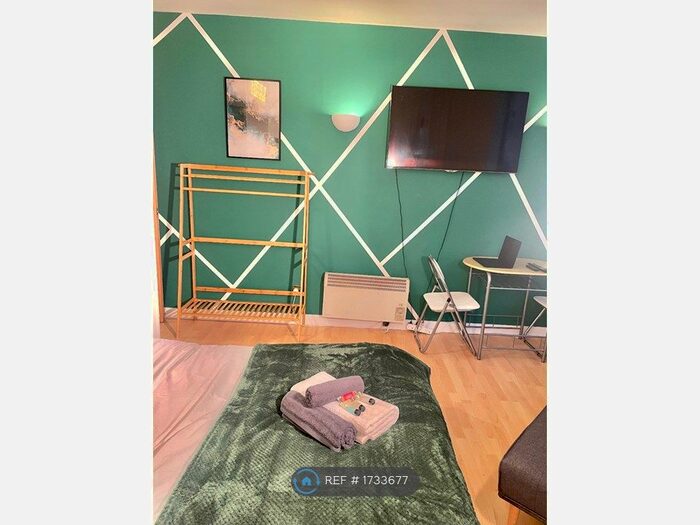 Studio To Rent In York Place, Leeds, LS1