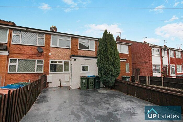 3 Bedroom Terraced House To Rent In Branstree Drive, Coventry, CV6