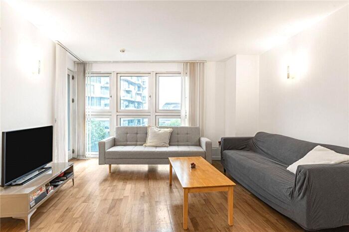 2 Bedroom Apartment For Sale In Fairmont Avenue, London, E14