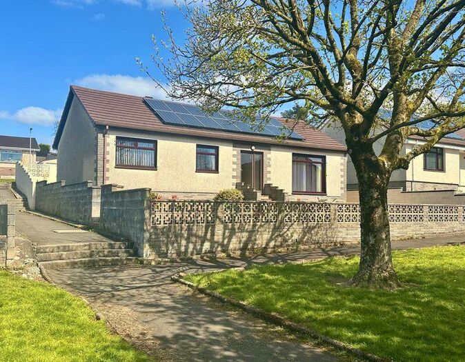 3 Bedroom Detached Bungalow For Sale In Lorimer Crescent, Cumnock, KA18