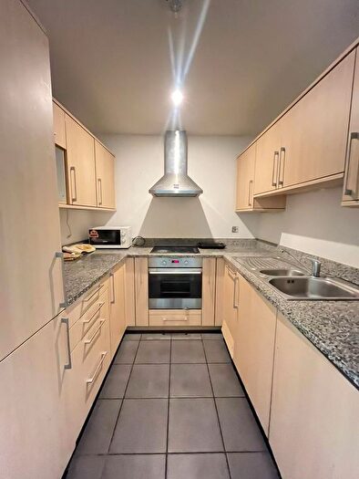 3 Bedroom Flat To Rent In Westgate Apartments, Western Gateway, Royal Victoria Docks, London, E16
