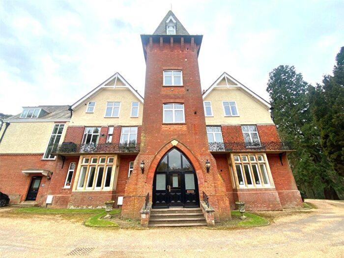 1 Bedroom Apartment To Rent In The Knoll, Heath Lane, Woburn Sands, MK17