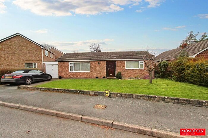 3 Bedroom Detached Bungalow For Sale In Lon Nant, Denbigh, LL16