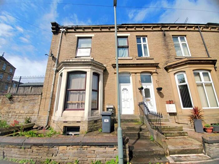 5 Bedroom Terraced House For Sale In Water Street, Huddersfield, HD1