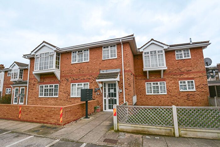 2 Bedroom Flat To Rent In Melville Court Victoria Road, Southend-On-Sea, SS1