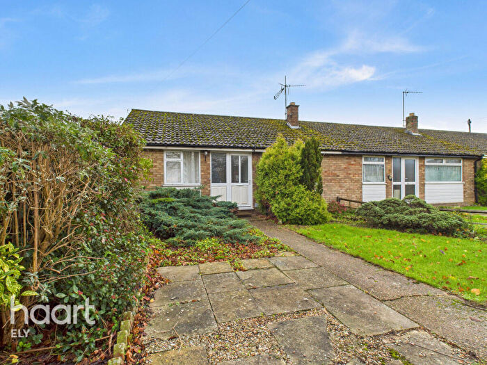 2 Bedroom Semi-Detached Bungalow For Sale In Aldreth Road, Haddenham, CB6