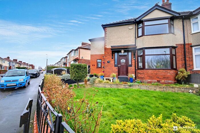 4 Bedroom Semi Detached House For Sale In Picton Avenue, Runcorn, WA7