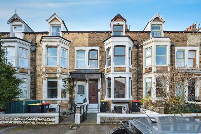 4 Bedroom Terraced House For Sale In Chatsworth Road, Morecambe, LA4