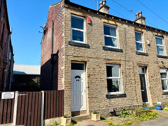 3 Bedroom Semi-Detached House For Sale In Heaton Street, Cleckheaton, West Yorkshire, BD19
