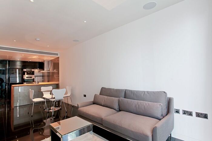 1 Bedroom Flat To Rent In Moor Lane, London, EC2Y