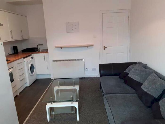 1 Bedroom Apartment To Rent In North Street Strathmartine, Dundee, DD3