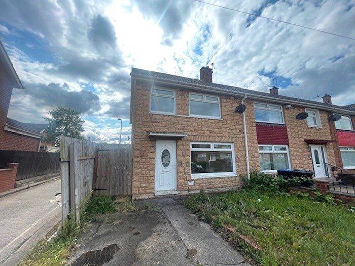 3 Bedroom End Of Terrace House For Sale In Bollington Road, Middlesbrough, North Yorkshire, TS4