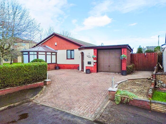 4 Bedroom Detached Bungalow For Sale In Whyte Avenue, Irvine, KA12
