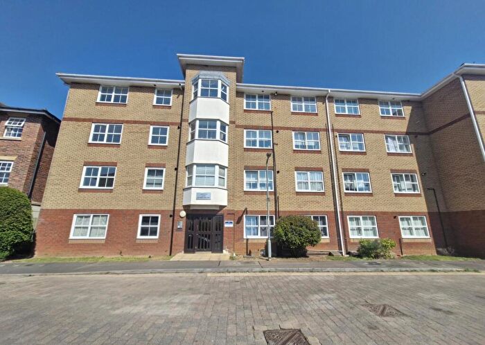 1 Bedroom Apartment For Sale In Henry Bird Way, Southbridge, Northampton, NN4