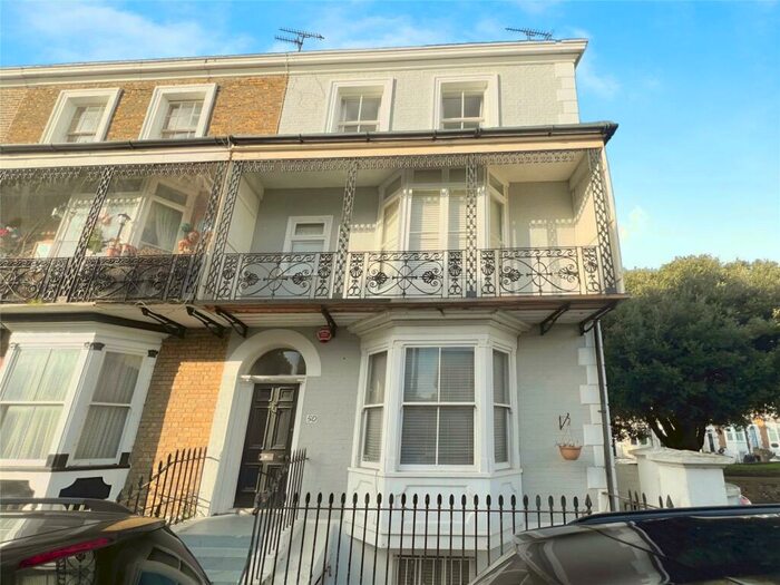 3 Bedroom Semi-Detached House To Rent In Bellevue Road, Ramsgate, Kent, CT11